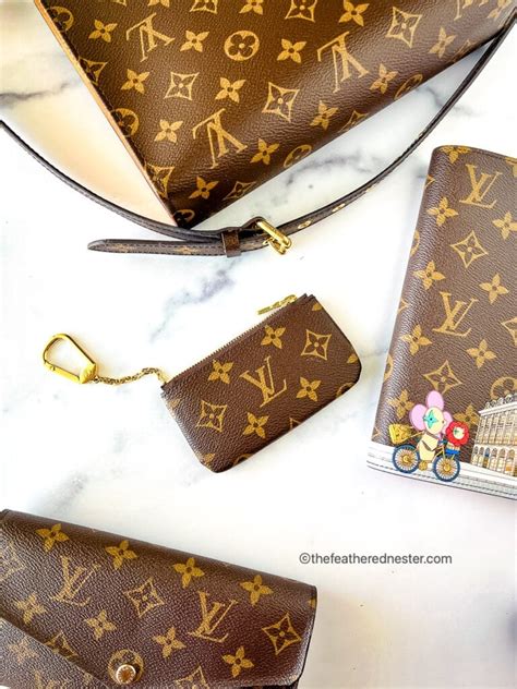 how much do louis vuitton bags cost in america